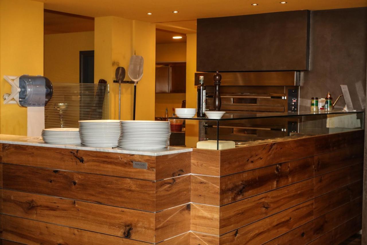Apartment Hotel Marchesini Ravenne Extérieur photo